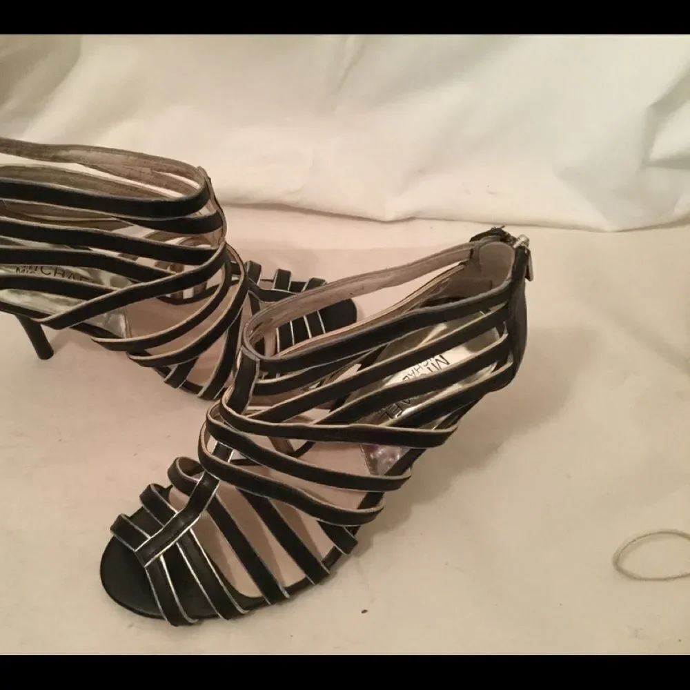 Michael Kors Heels women’s Size 8 M blue silver
